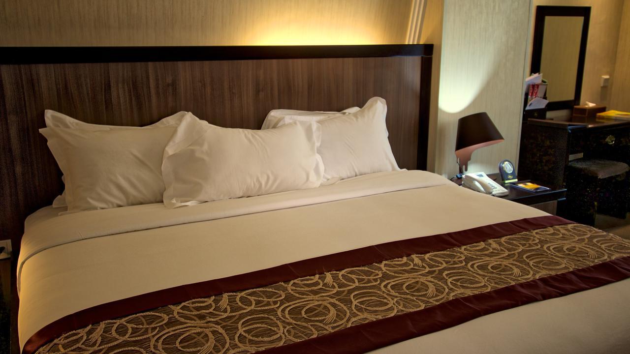 เอลิลลี อินเตอร์เนชั่นแนล โฮเต็ล Hotel แอดดิสอาบาบา ภายนอก รูปภาพ